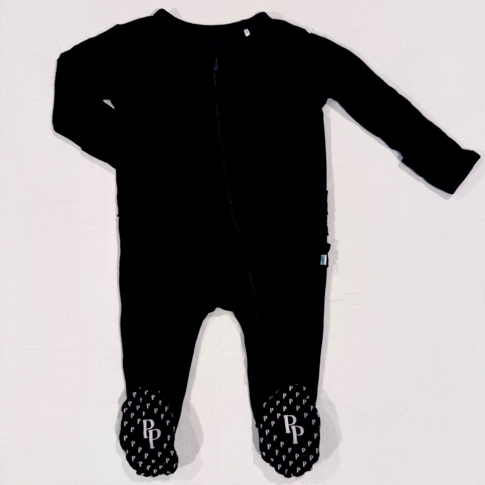 Posh Peanut Ruffled Footie Girls 0-3M Black Zippered Sleeper Pajamas Bamboo